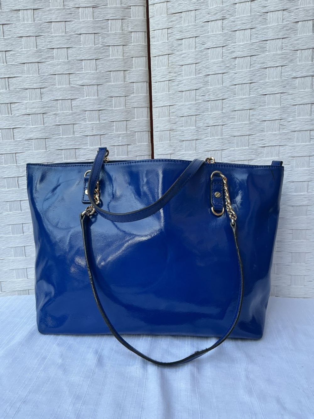 Michael Kors Blue Tote Bag Patent Leather - Picture 3 of 5